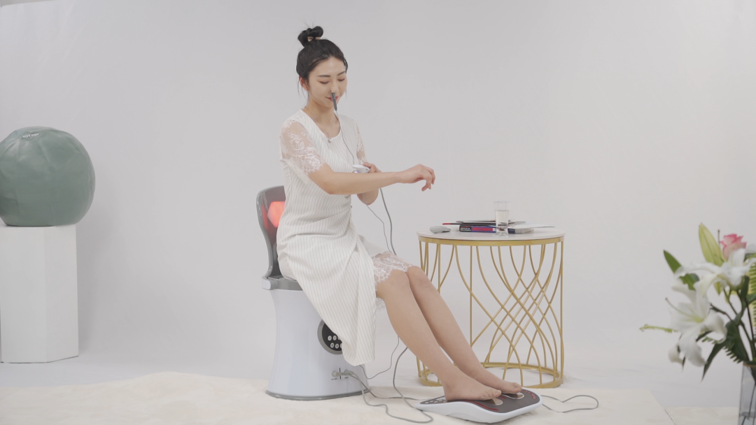 創新|引領|向未來·蘄善堂第七代智能光熏養生儀隆重上市！